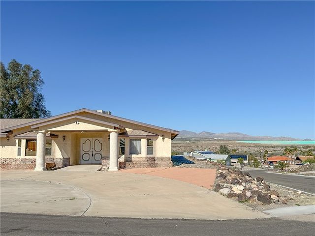 1463 Arena Circle, Bullhead City, AZ 86442