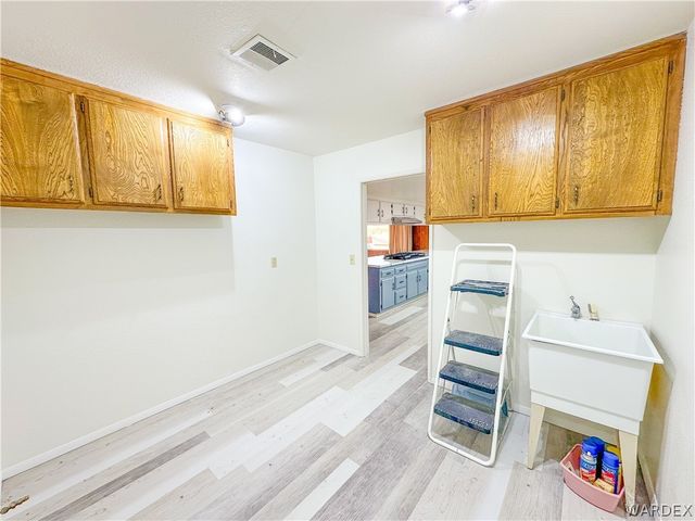 1463 Arena Circle, Bullhead City, AZ 86442