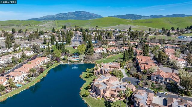 4059 W Lakeshore Dr, San Ramon, CA 94582