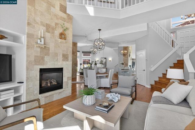 4059 W Lakeshore Dr, San Ramon, CA 94582