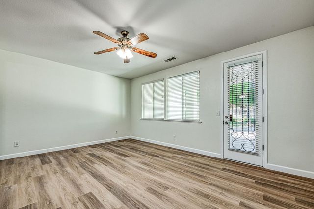 2187 N Sunny Lane, Reedley, CA 93654