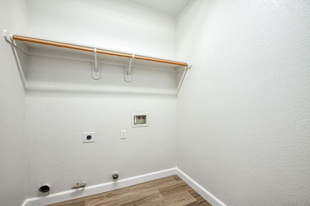 2187 N Sunny Lane, Reedley, CA 93654