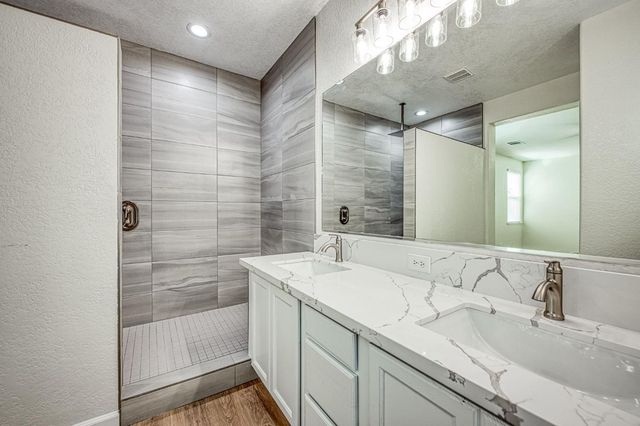 2187 N Sunny Lane, Reedley, CA 93654