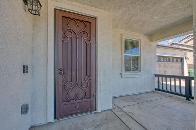 2187 N Sunny Lane, Reedley, CA 93654