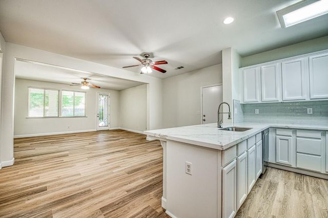 2187 N Sunny Lane, Reedley, CA 93654