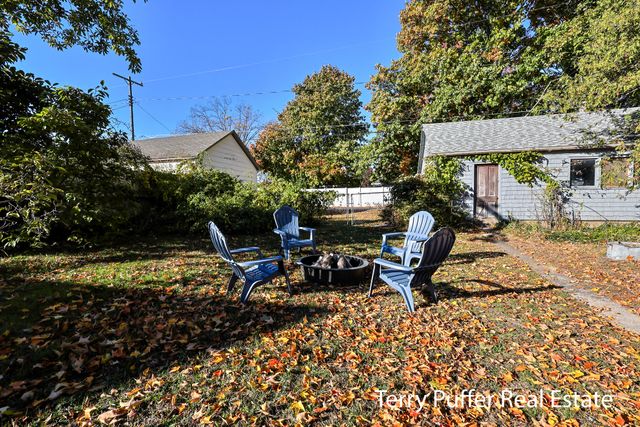 305 N Robert Street, Ludington, MI 49431