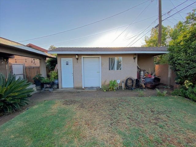 1510 W Thomas Avenue, Fresno, CA 93728
