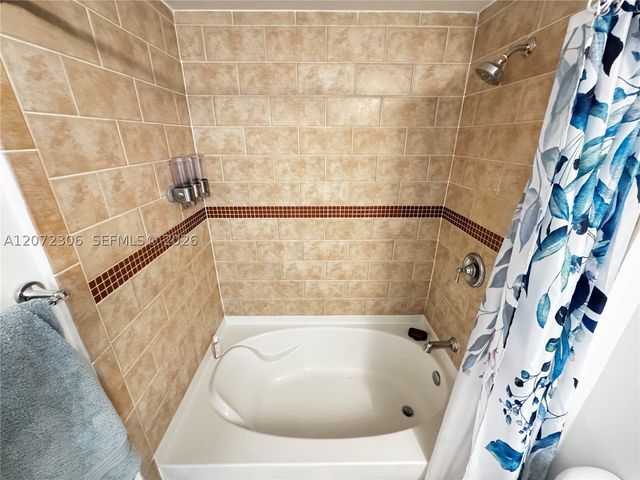 7350 SW 89th St 1809S, Miami, FL 33156