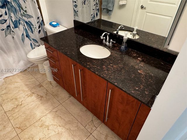 7350 SW 89th St 1809S, Miami, FL 33156