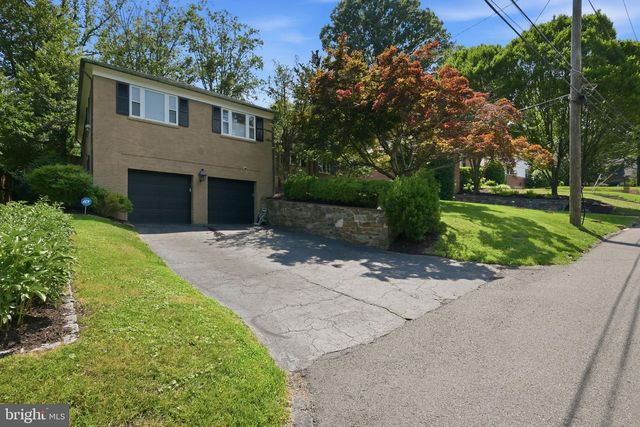 3008 DOGWOOD ST NW, Washington, DC 20015