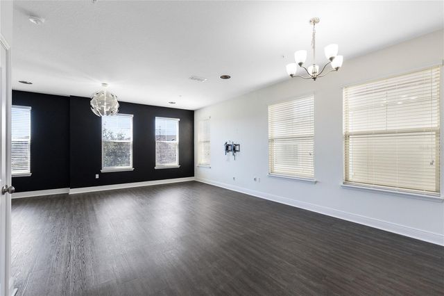 10033 TOWN LAKE DR, Orlando, FL 32832