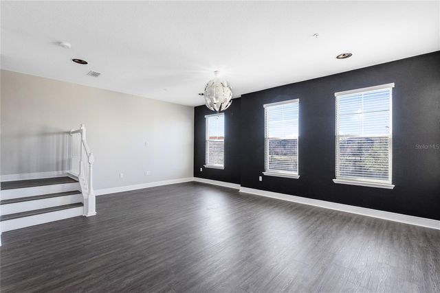 10033 TOWN LAKE DR, Orlando, FL 32832