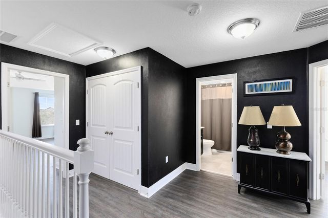 10033 TOWN LAKE DR, Orlando, FL 32832