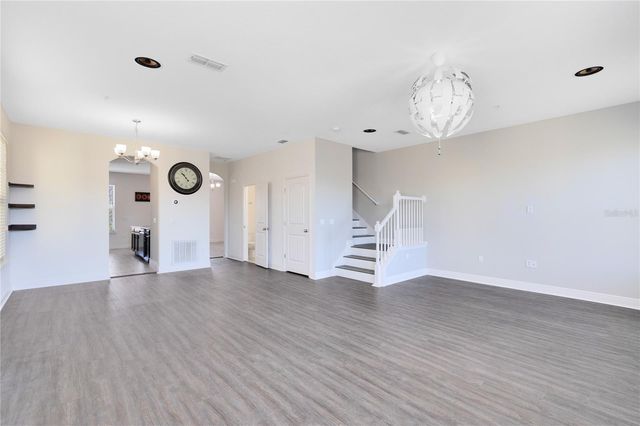 10033 TOWN LAKE DR, Orlando, FL 32832