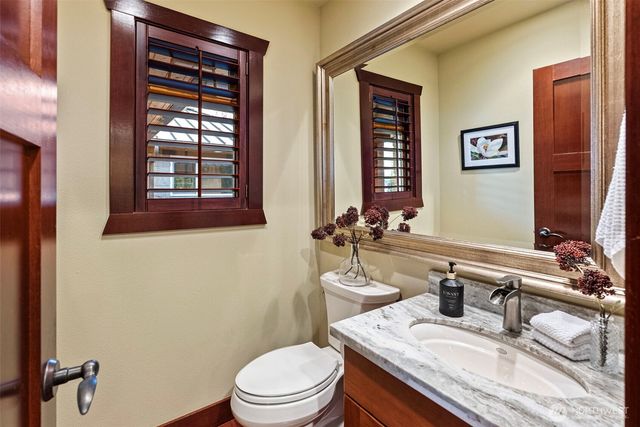 6916 Soundview Drive, Gig Harbor, WA 98335