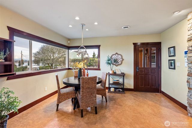 6916 Soundview Drive, Gig Harbor, WA 98335