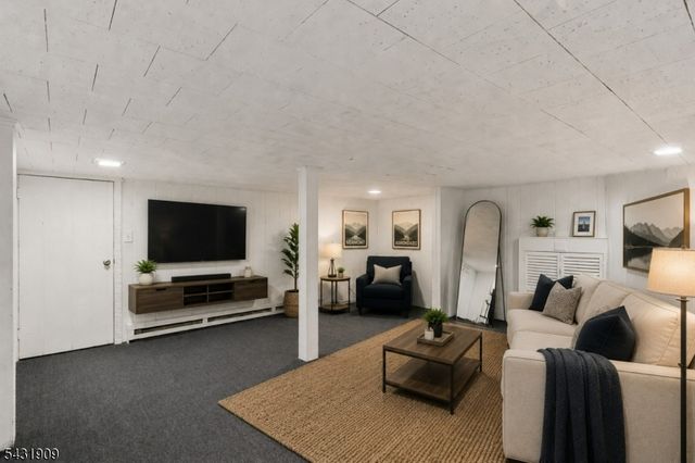 110 Oak Ln, Cranford Twp., NJ 07016
