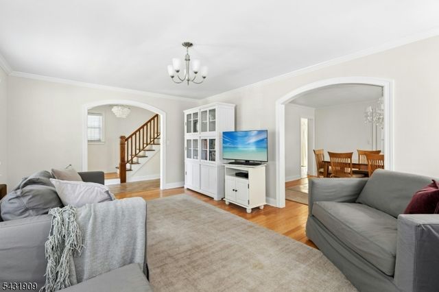 110 Oak Ln, Cranford Twp., NJ 07016