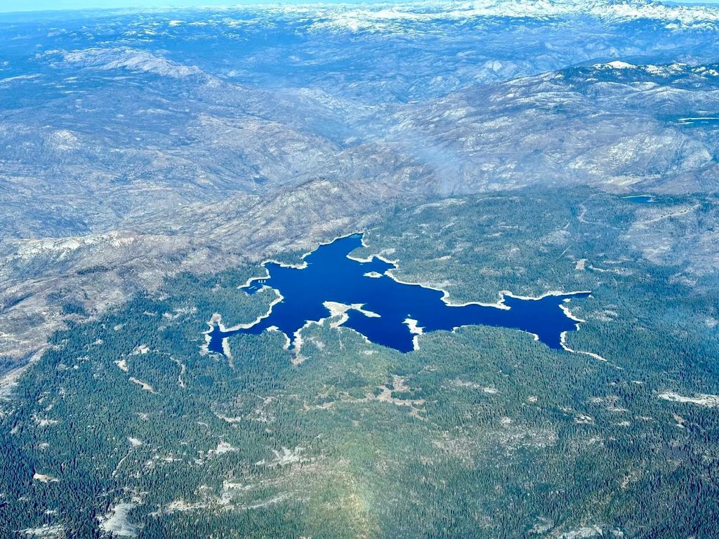 Image 8 of property listing at 42521 Opal Lane, Shaver Lake, CA 93664