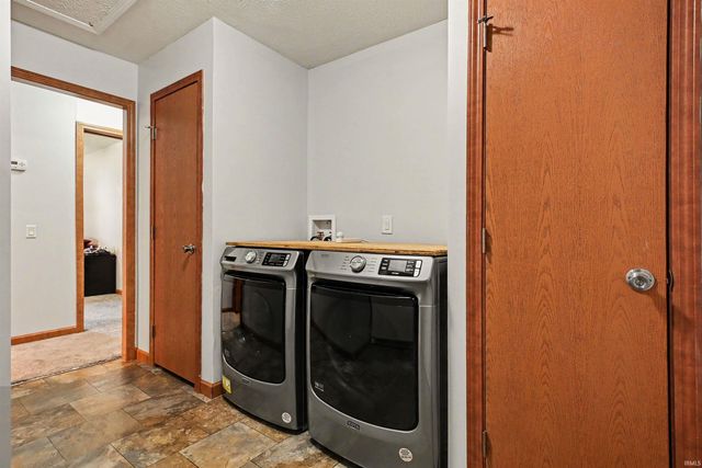 29983 County Road 108, Elkhart, IN 46514