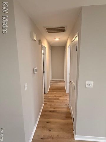 510 E Golden Pond Road, Midland, MI 48642