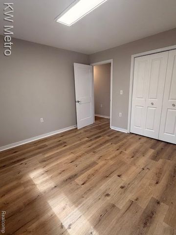 510 E Golden Pond Road, Midland, MI 48642