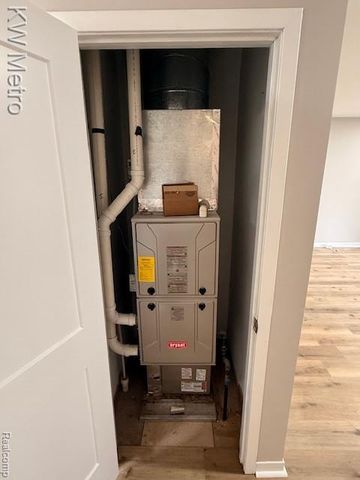 510 E Golden Pond Road, Midland, MI 48642