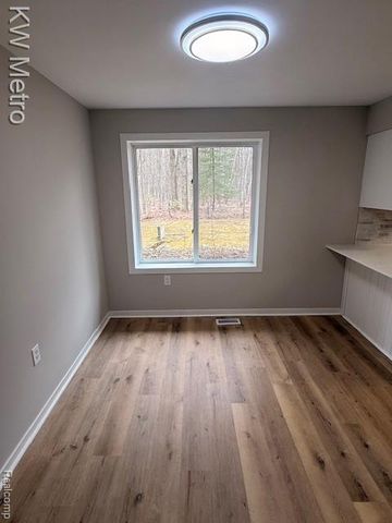 510 E Golden Pond Road, Midland, MI 48642