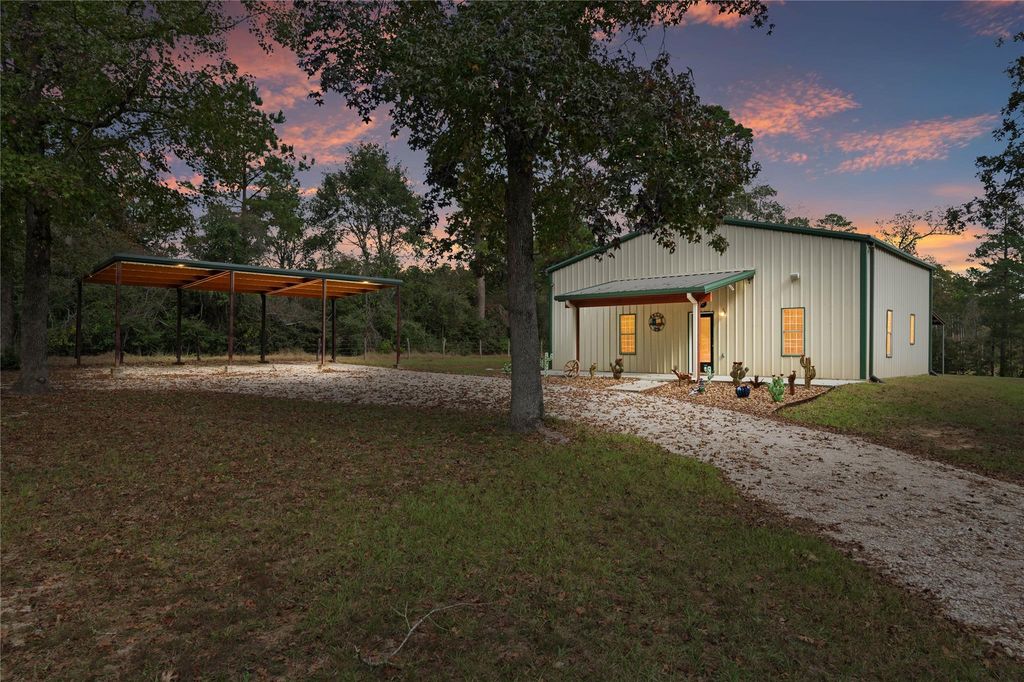 15606 Kristen Lane, Willis, TX 77378