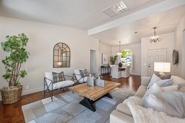 1338 Ridgedale Ct, Roseville, CA 95661