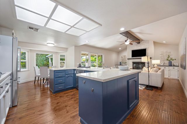 1338 Ridgedale Ct, Roseville, CA 95661