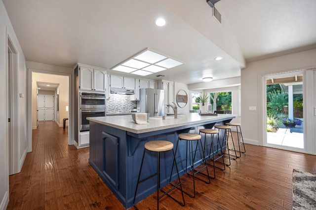 1338 Ridgedale Ct, Roseville, CA 95661