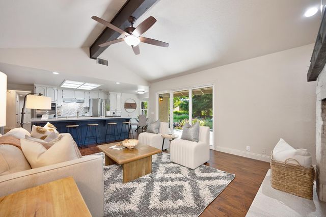 1338 Ridgedale Ct, Roseville, CA 95661