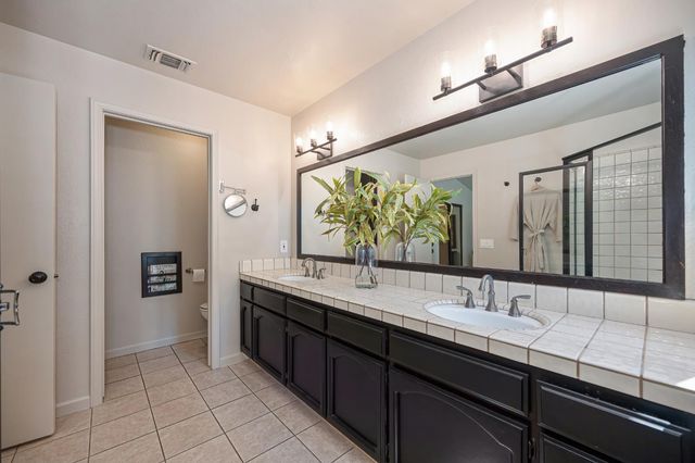 1338 Ridgedale Ct, Roseville, CA 95661
