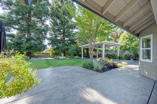 1338 Ridgedale Ct, Roseville, CA 95661
