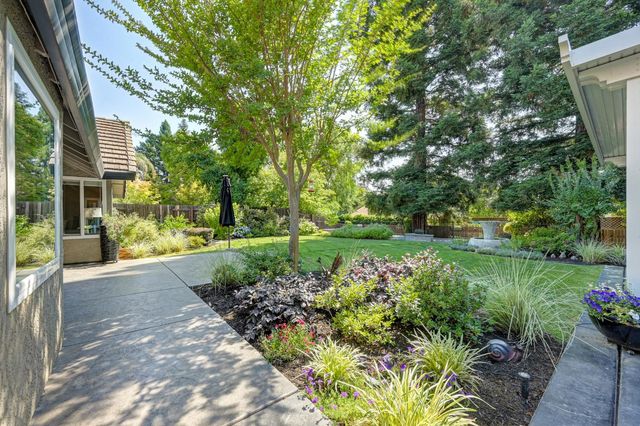 1338 Ridgedale Ct, Roseville, CA 95661