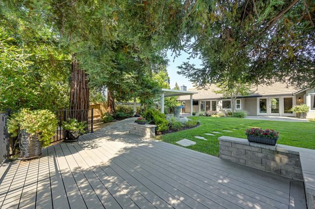 1338 Ridgedale Ct, Roseville, CA 95661