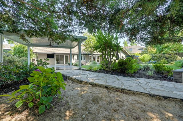 1338 Ridgedale Ct, Roseville, CA 95661