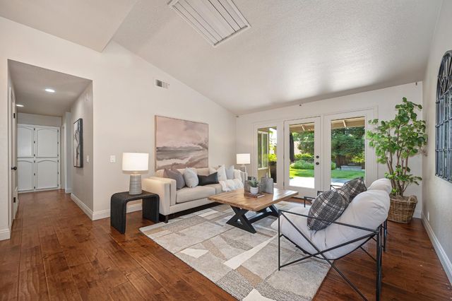1338 Ridgedale Ct, Roseville, CA 95661