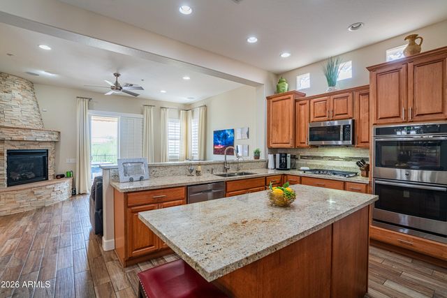 42431 N CELEBRATION Way, Phoenix, AZ 85086