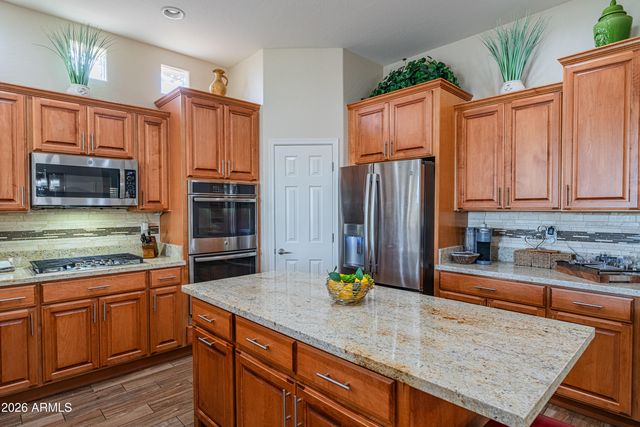 42431 N CELEBRATION Way, Phoenix, AZ 85086