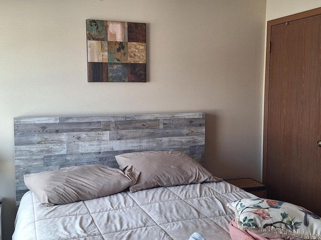 908 12th AVENUE S, Onalaska, WI 54650