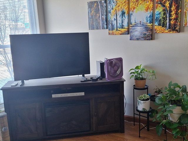 908 12th AVENUE S, Onalaska, WI 54650