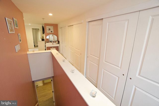 907 BATH RD, Bristol, PA 19007