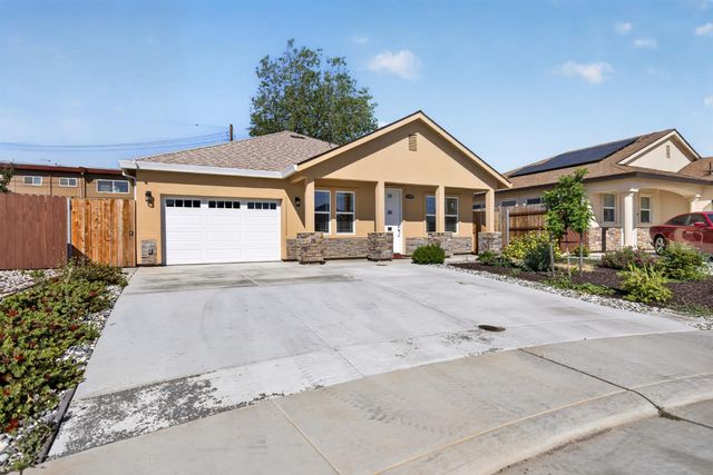 5960 Cortes Ct, Sacramento, CA 95824