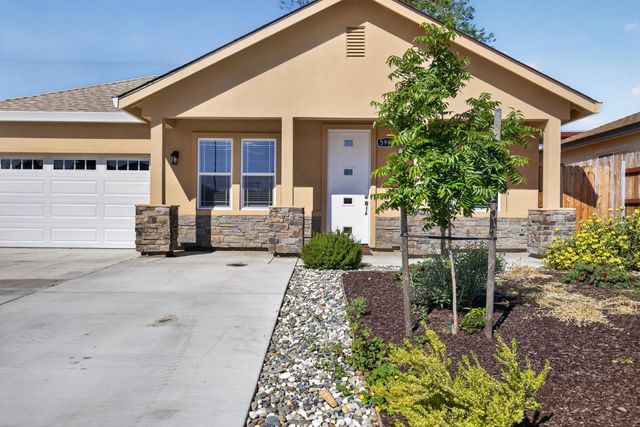 5960 Cortes Ct, Sacramento, CA 95824