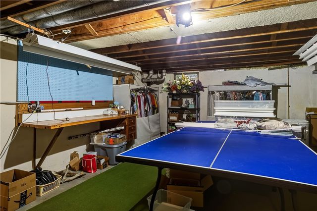 96 Greenridge Drive East, Elmira, NY 14905