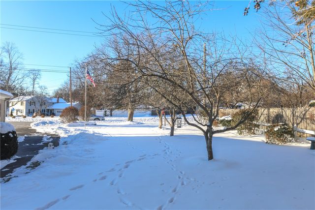 96 Greenridge Drive East, Elmira, NY 14905