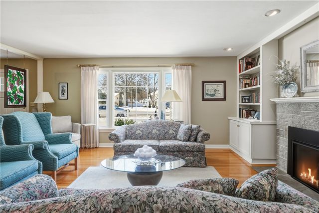 96 Greenridge Drive East, Elmira, NY 14905