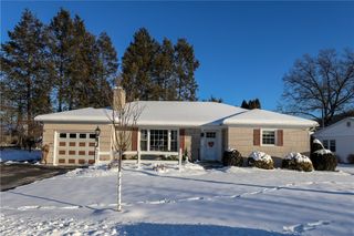 96 Greenridge Drive East, Elmira, NY 14905